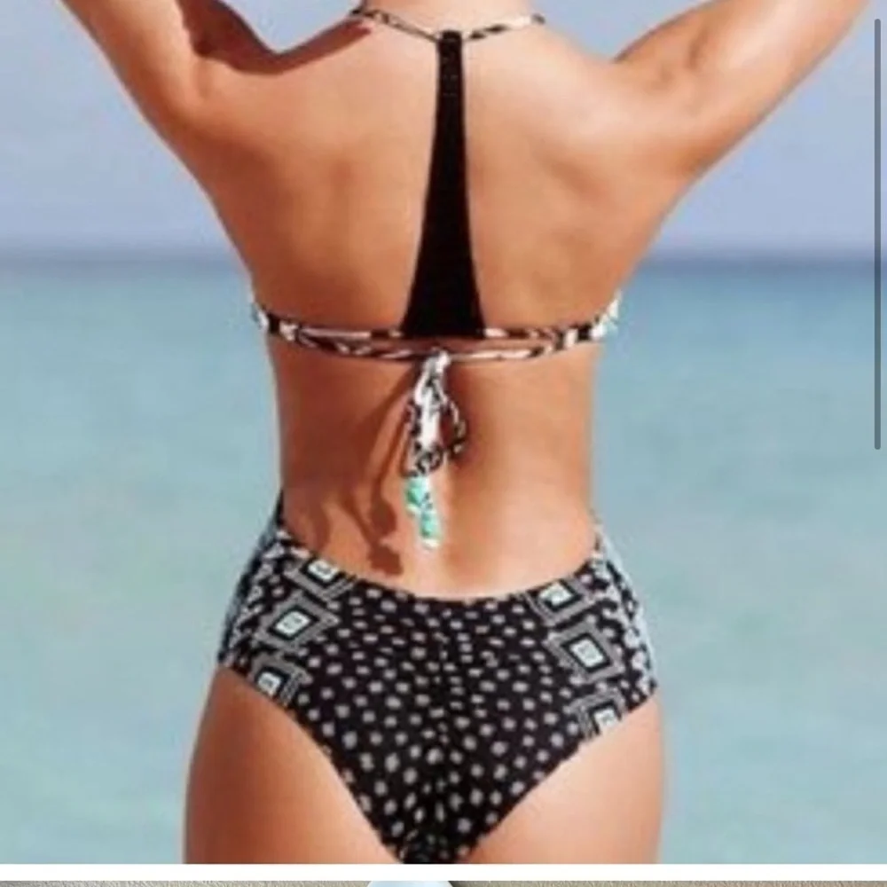 Victoria’s Secret Tribal Geometric One Piece‎ Swim